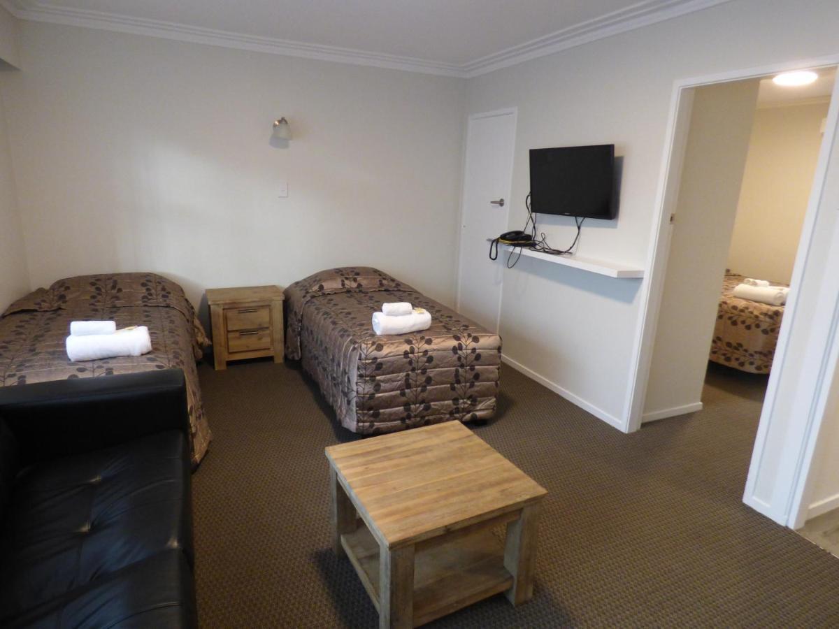 Sahara Motels Dunedin Exterior foto