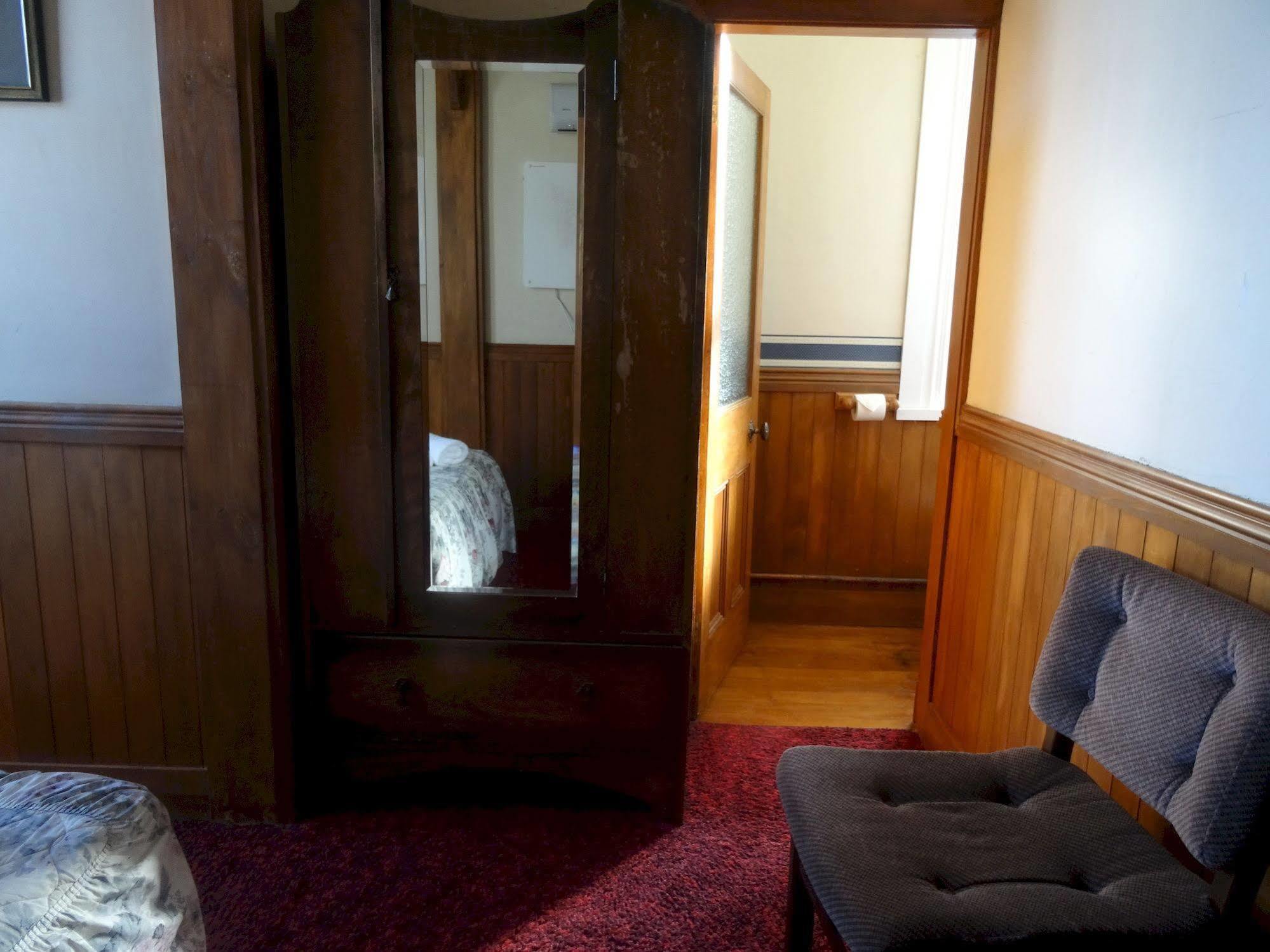 Sahara Motels Dunedin Exterior foto