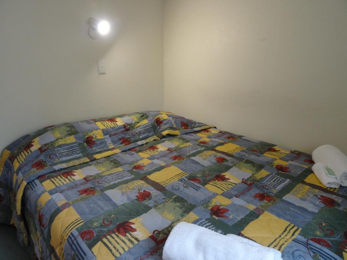 Sahara Motels Dunedin Exterior foto
